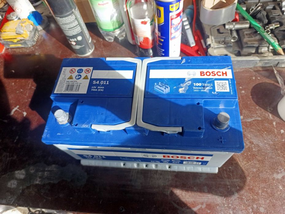 Akumulator samochodowy BOSCH