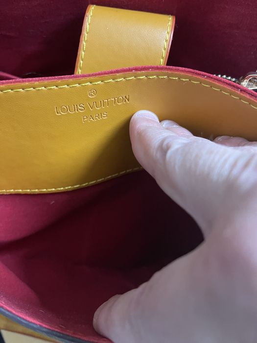 Mala em eco pele com alca