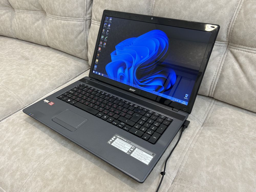 Продам ноутбук Acer Aspire 7250 в хорошому стані
