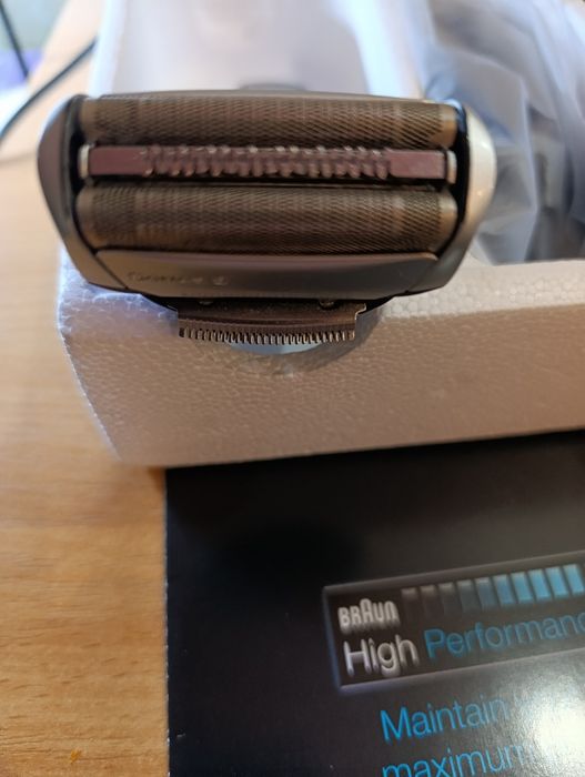 Продам електробритву Braun 5 серія