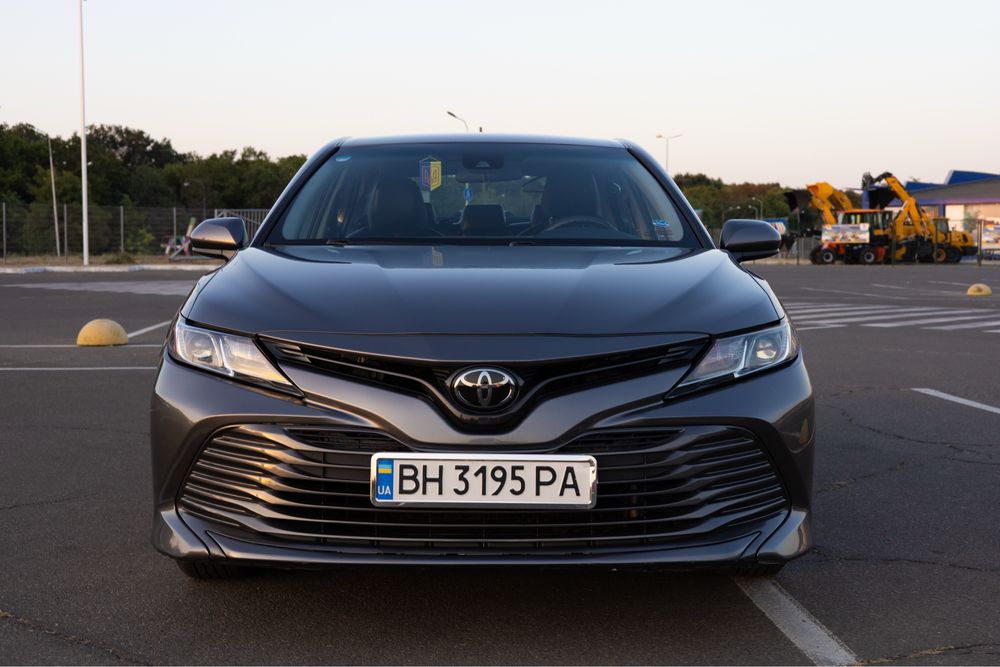 Toyota Camry 70 США прекрасное состояние 2,5 литра 8 ми ступка
