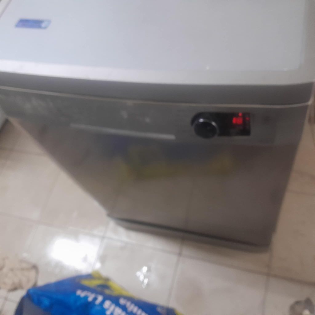 Maquina de lavar fagor
3 cestos para loiça 
A trabalhar Possibilidade