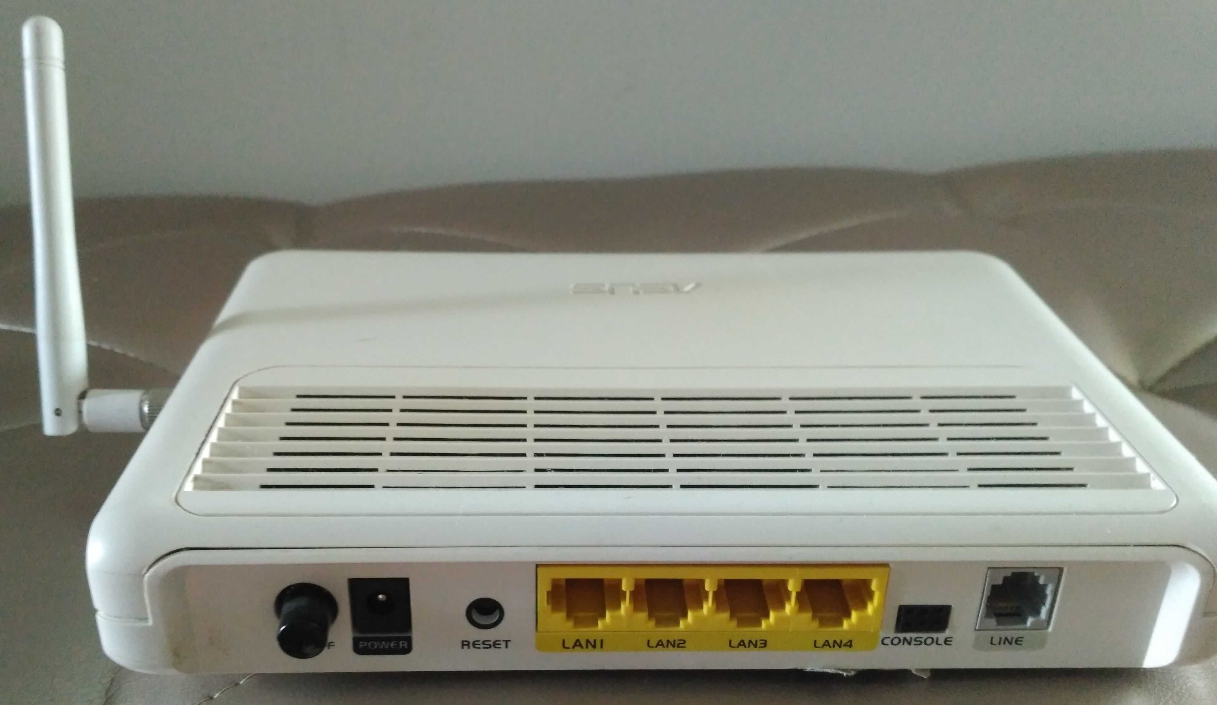 ASUS AM604g ADSL modem router bezprzewodowy
