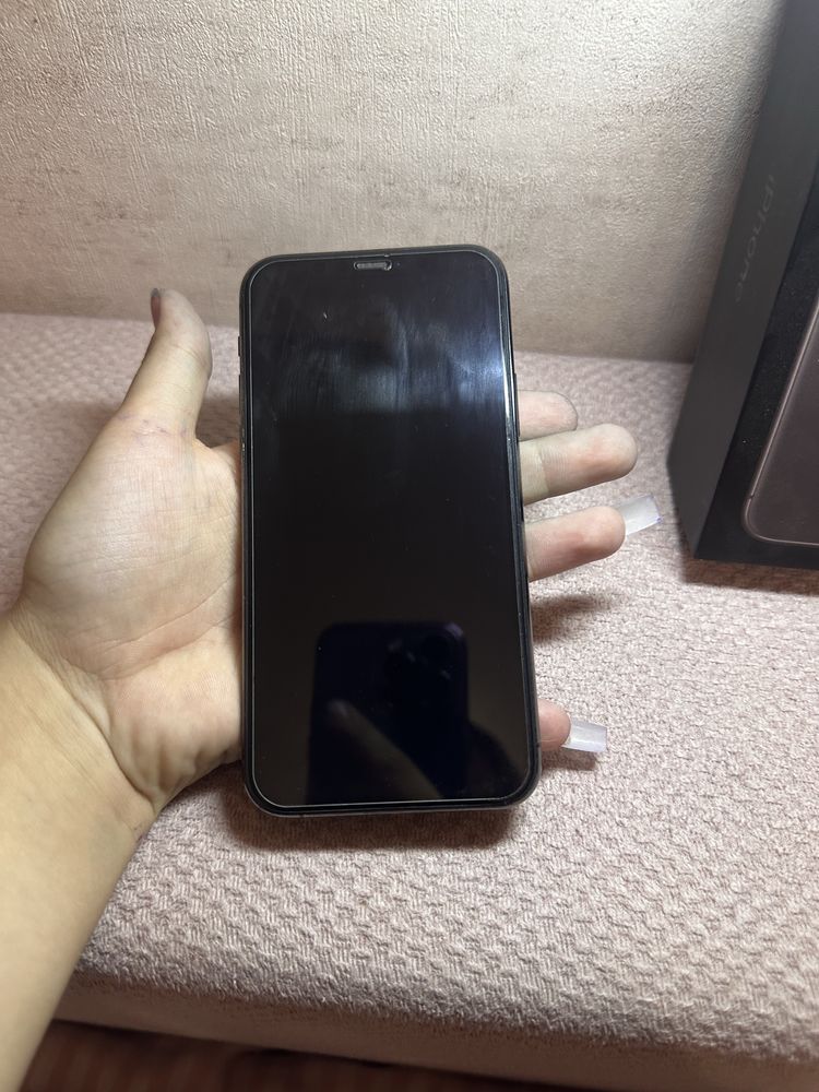 iPhone 11 pro 256гб
