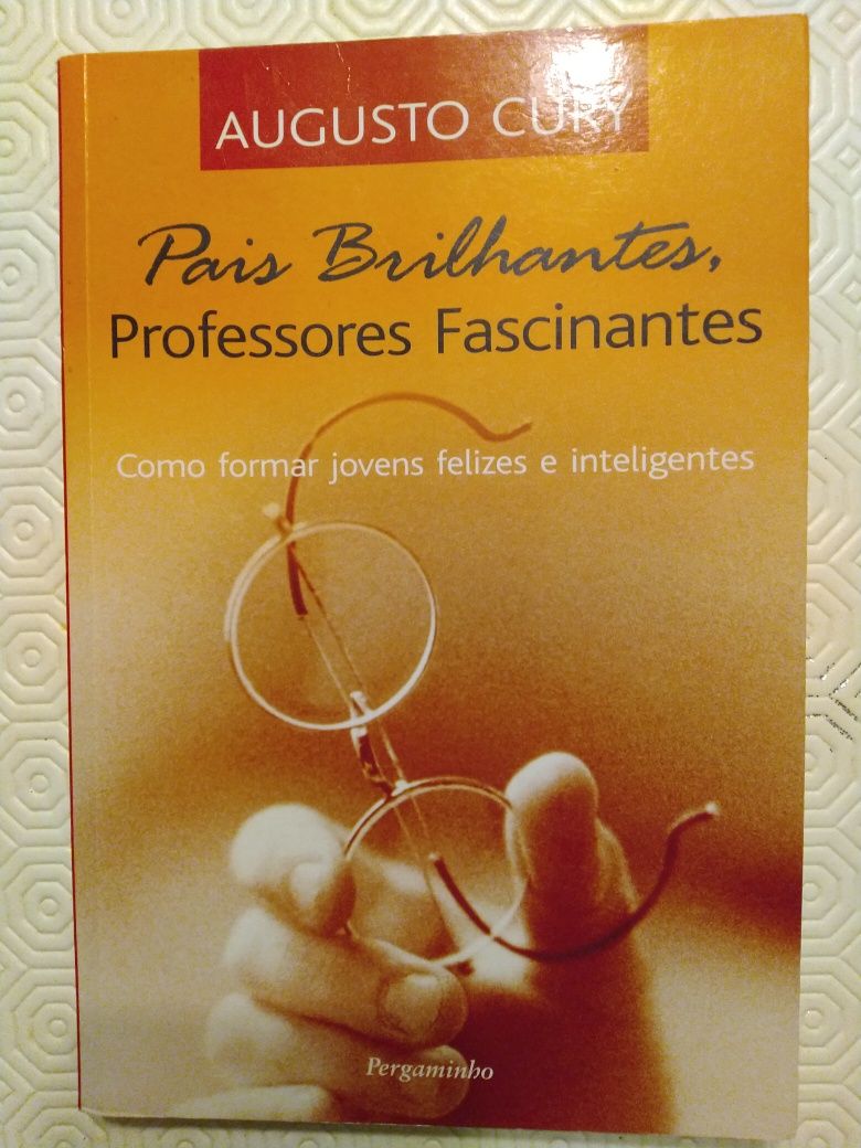 Livro País brilhantes professores fascinantes