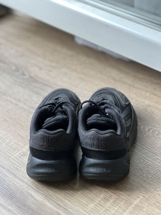 Adidas ozelia кросівки,кеди