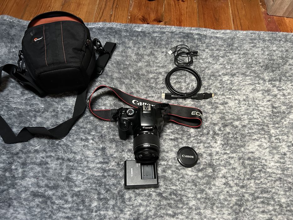 Canos EOS 1100D, como nova
