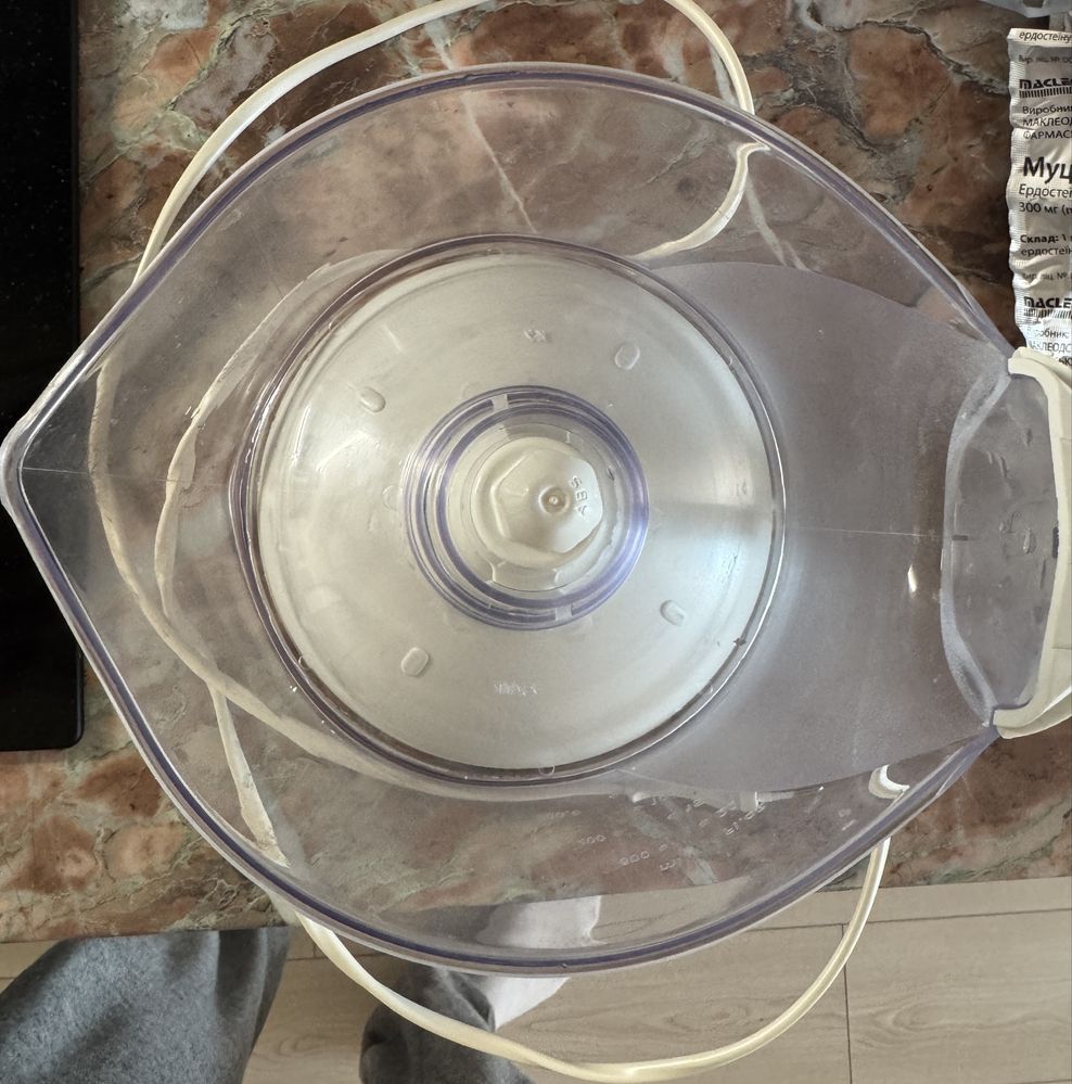 Соковыжималка Philips.