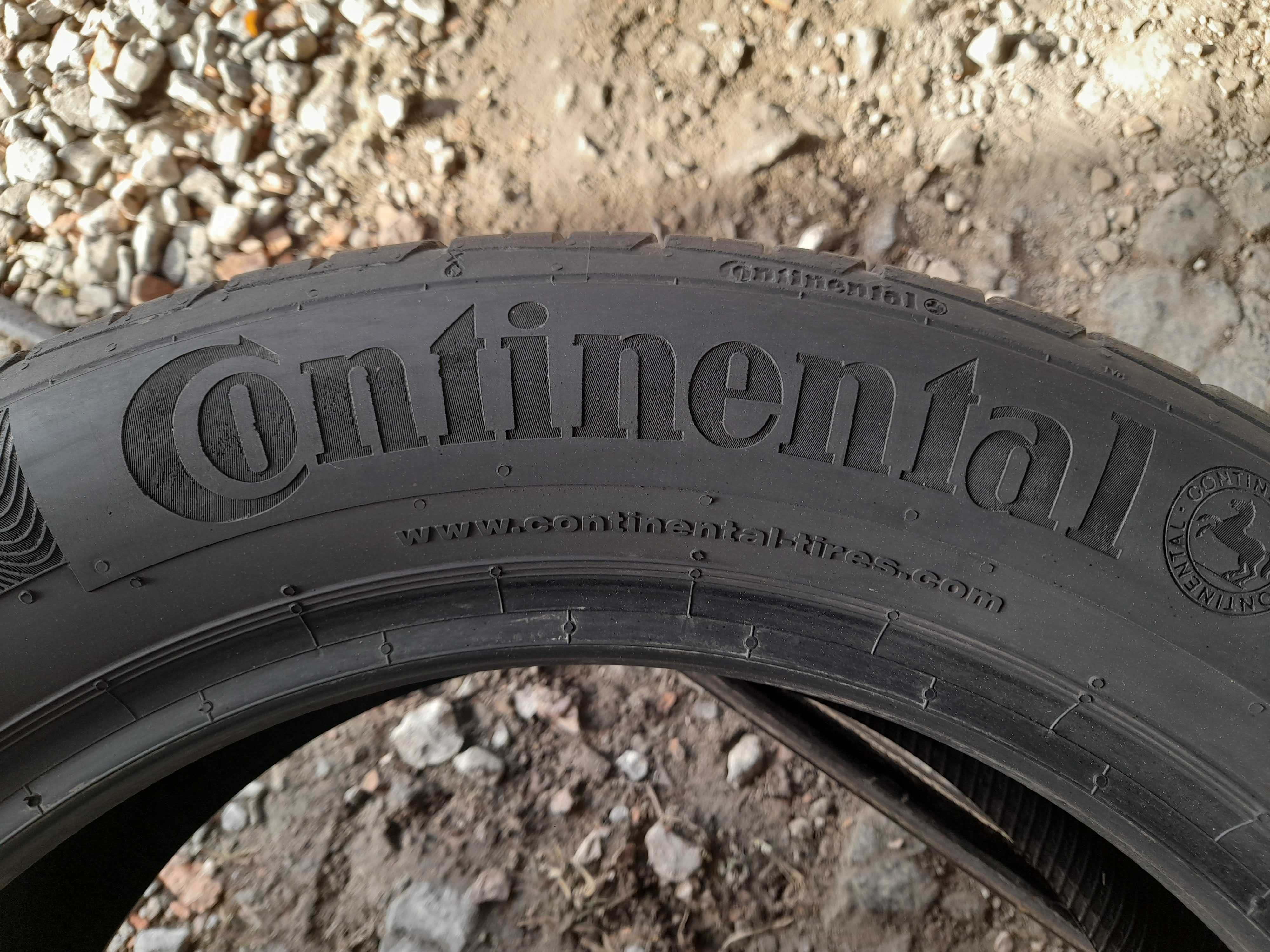 Літні шини 215/55 R17 Continental Conti Premium Contact 5