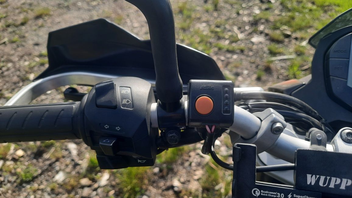 KTM DUKE 125 KAT.B grzane manety! Akrapovič crashpad handbar