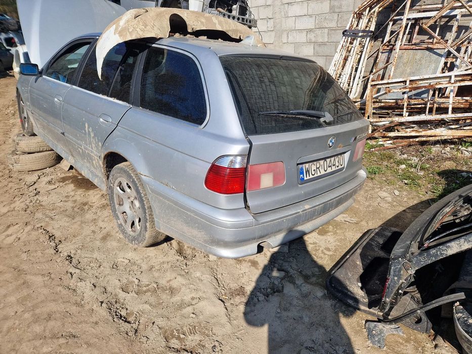 bmw 530d e39 silnik skrzynia sanki belka przód tył wahacz zacisk zwrotnica maglownica głowica