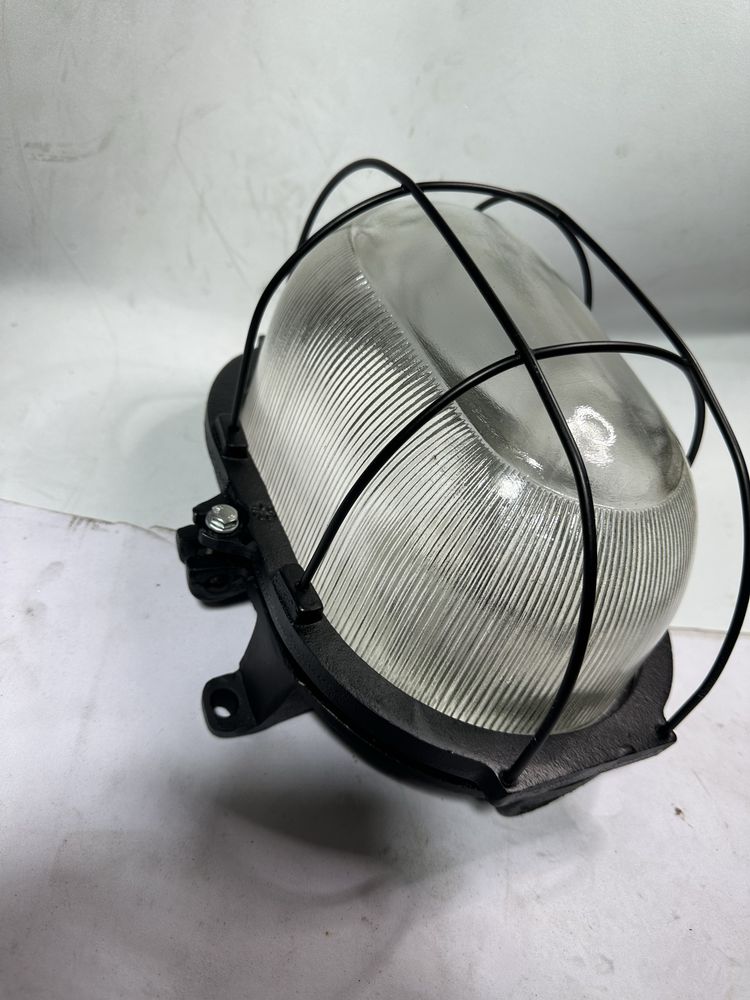 Lampa typ OKn 2/220 V 100W