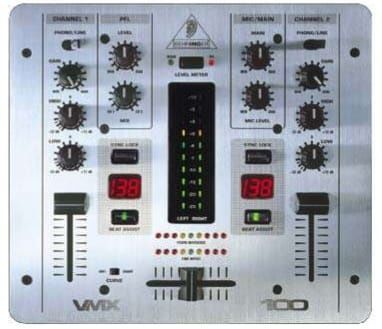 Behringer VMX100