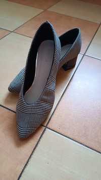 Buty pepitka Reserved r. 38