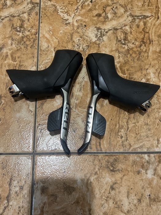 RED AXS DI, zestaw klamkomanetki, prawo, lowo