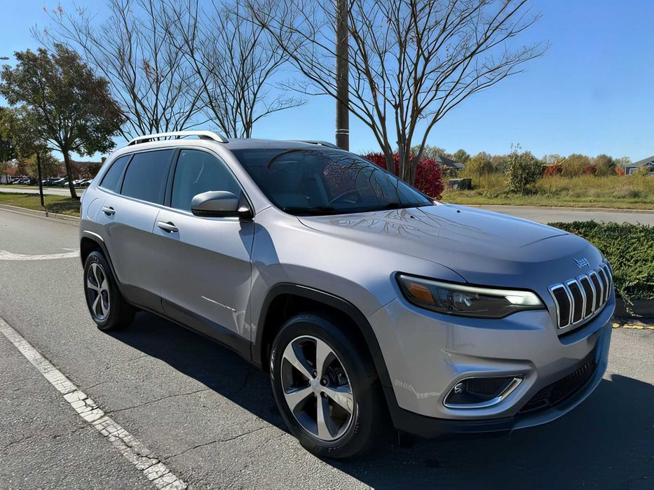Jeep Cherokee      2019