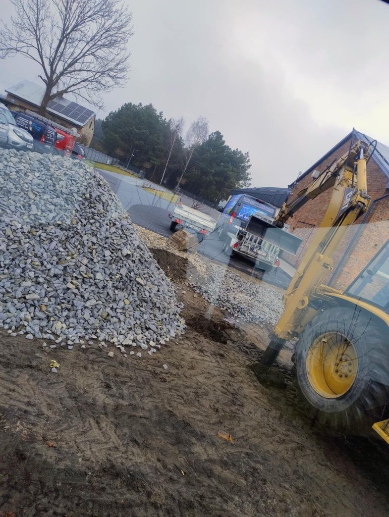 Profesjonalne Prace Ziemne, Przyłącza, Fotowoltaika – Szybko i Solidni