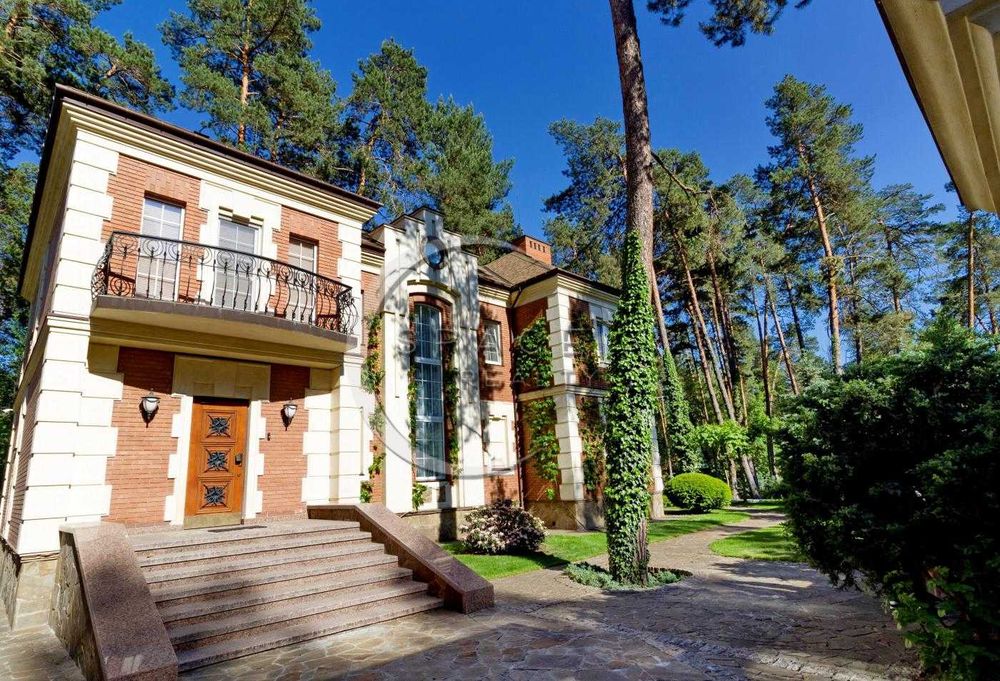 Оренда будинку 400м2 в англійському стилі з укриттям с.Романків