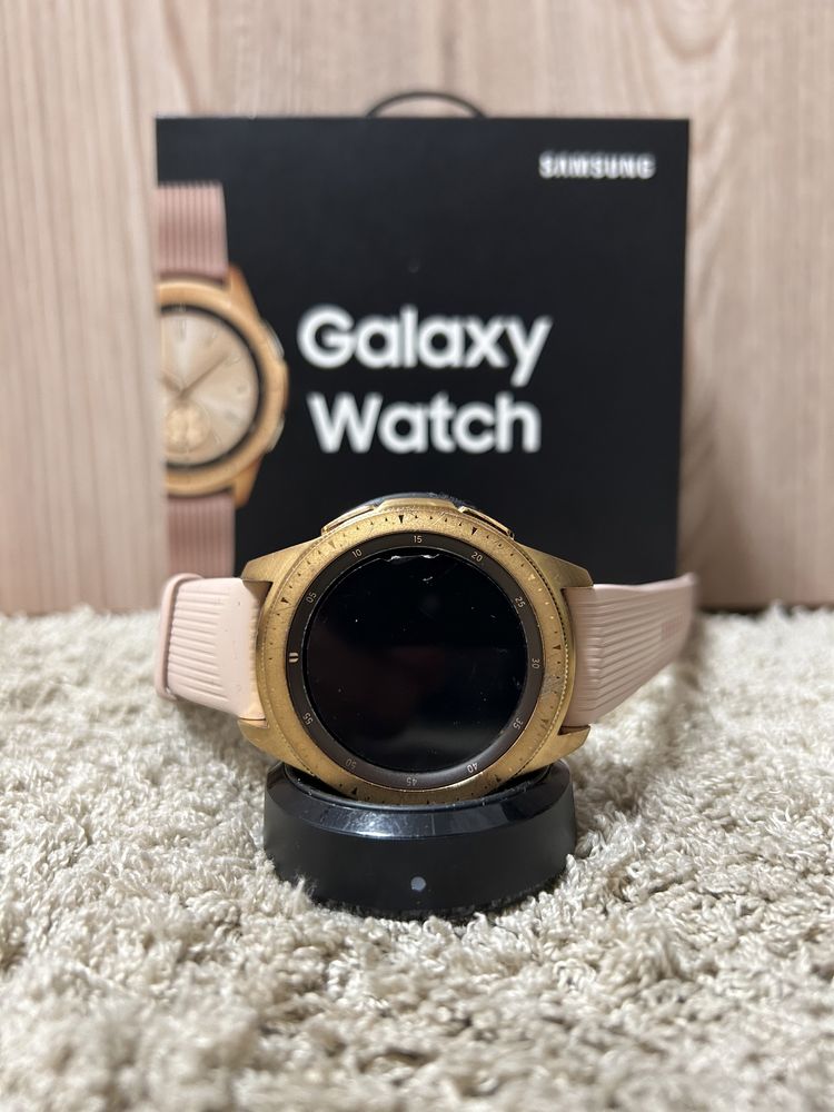 Samsung Galaxy Watch 42mm gold 2018 года (часы самусунг галакси)