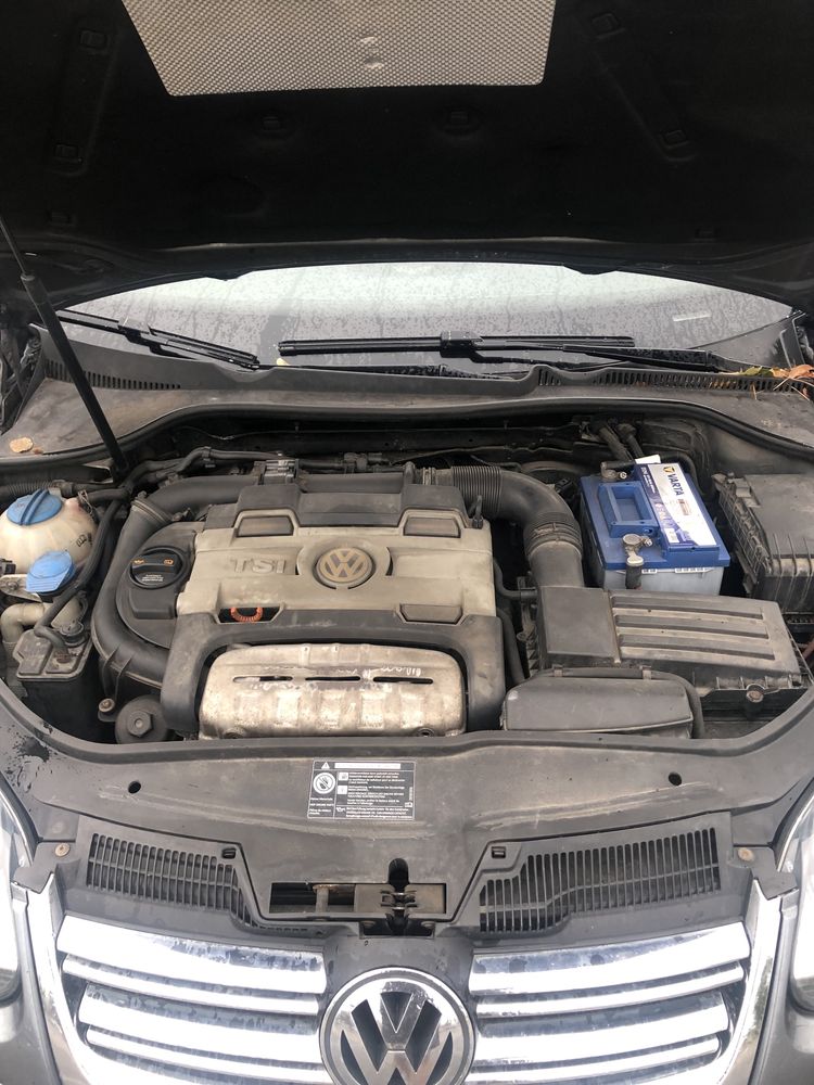Vw golf 1.4 tsi 140KM. Kombi Climatronic hak xenon nowy rozrząd