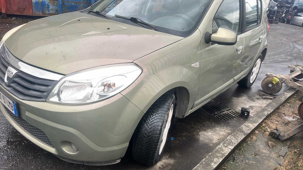 Разборка на запчастини Рено Дачія Сандеро СтепВей  Dacia Sandero