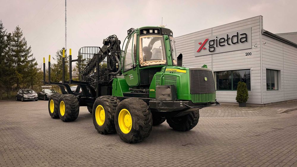 Forwarder John Deere 1210E rok 2013