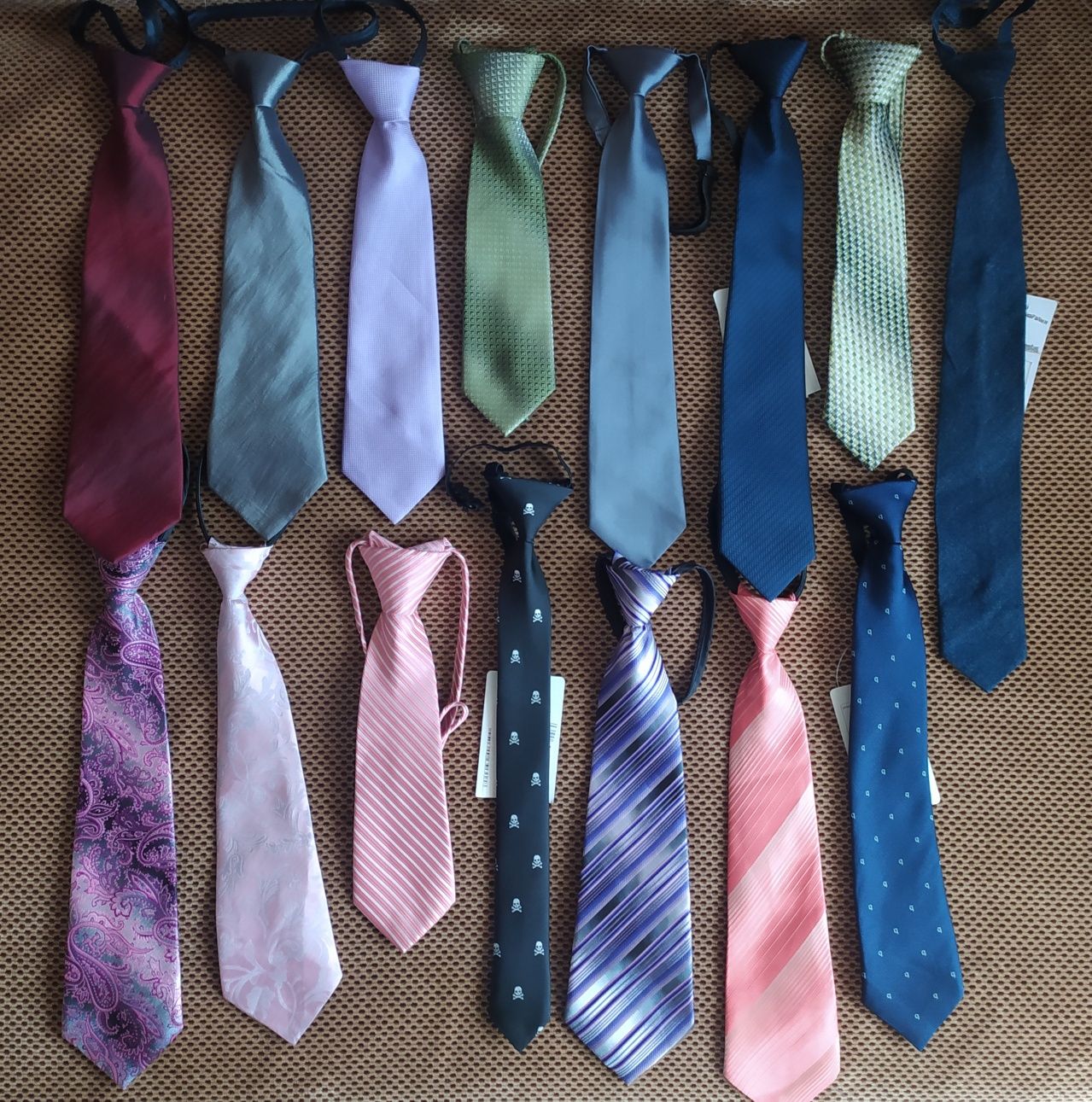 Дитяча краватка. Детский галстук, большой выбор. Новые.