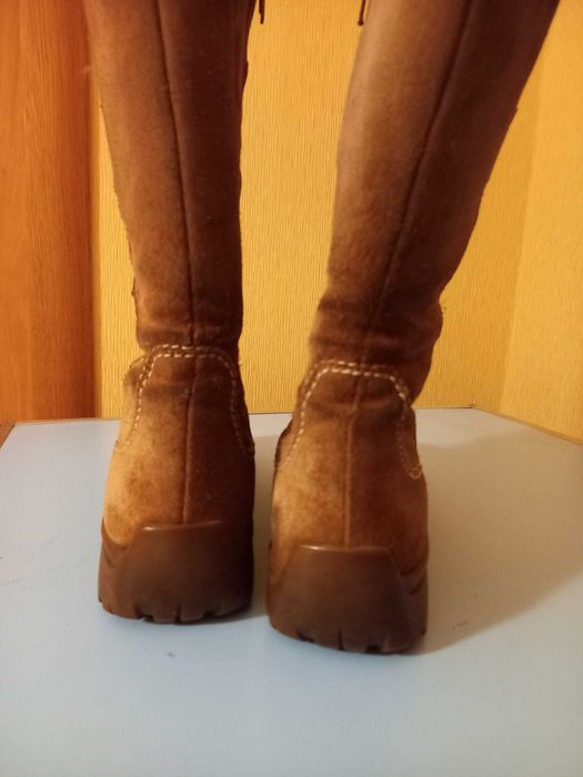 Чоботи замшеві зимові з натуральним хутром