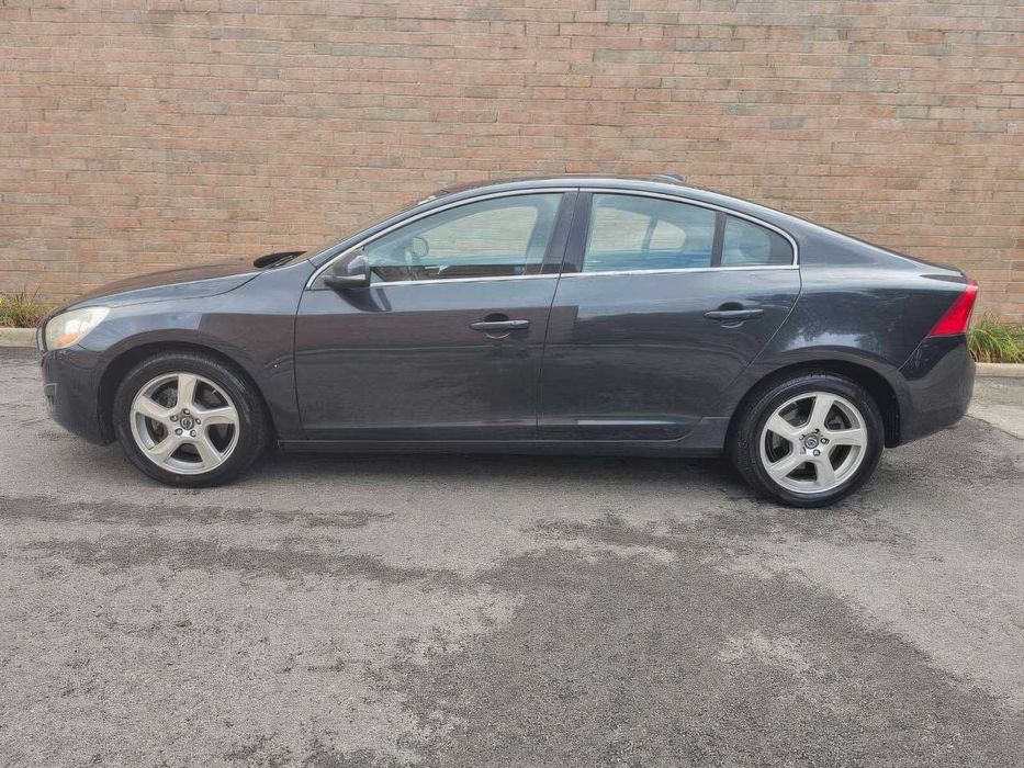 Volvo S60      2013