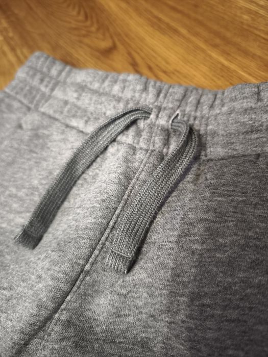 Spodnie dresowe dziewczęce Nike stan super