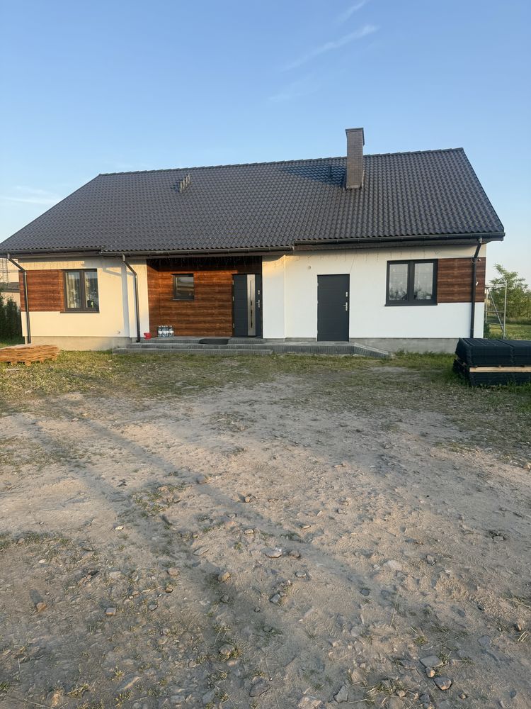 Prace wykończeniowe, ocieplenie budynków
