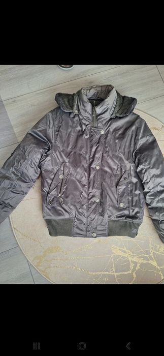 Kurtka zimowa z kapturem