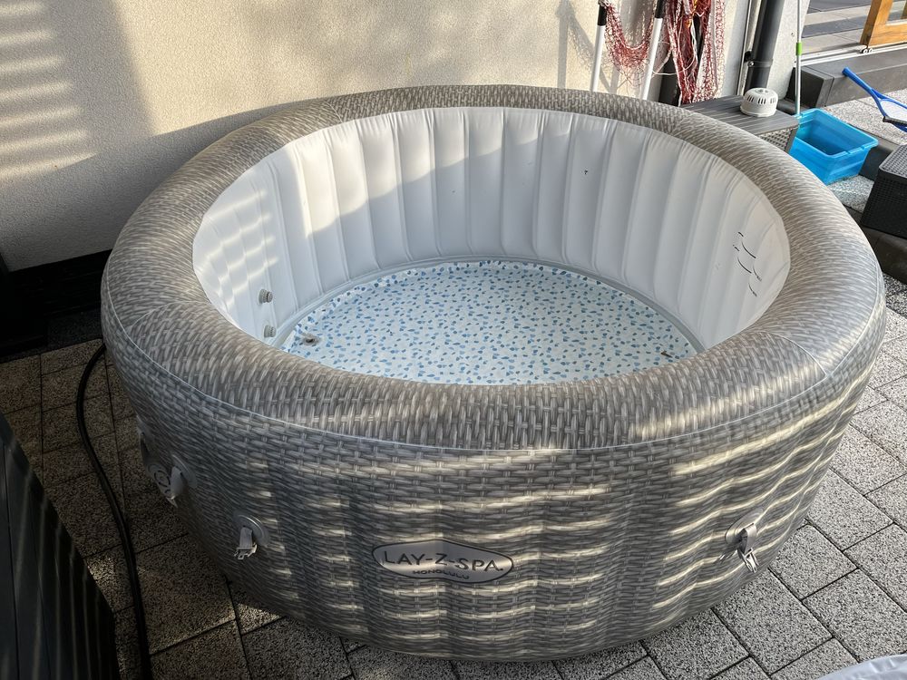 Lat-z-Spa Honolulu uszkodzona pompa błąd E02