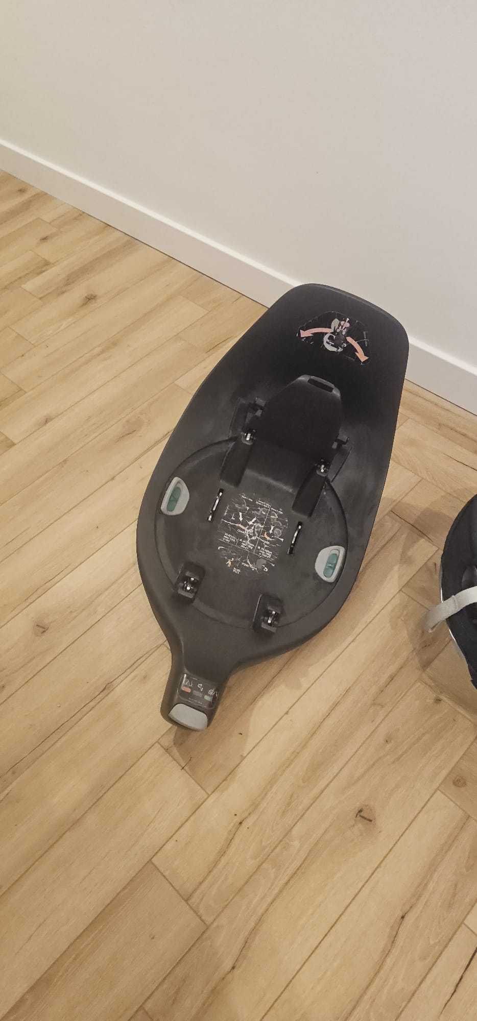 CYBEX Isofix - Base T - Ovo +  Sirona