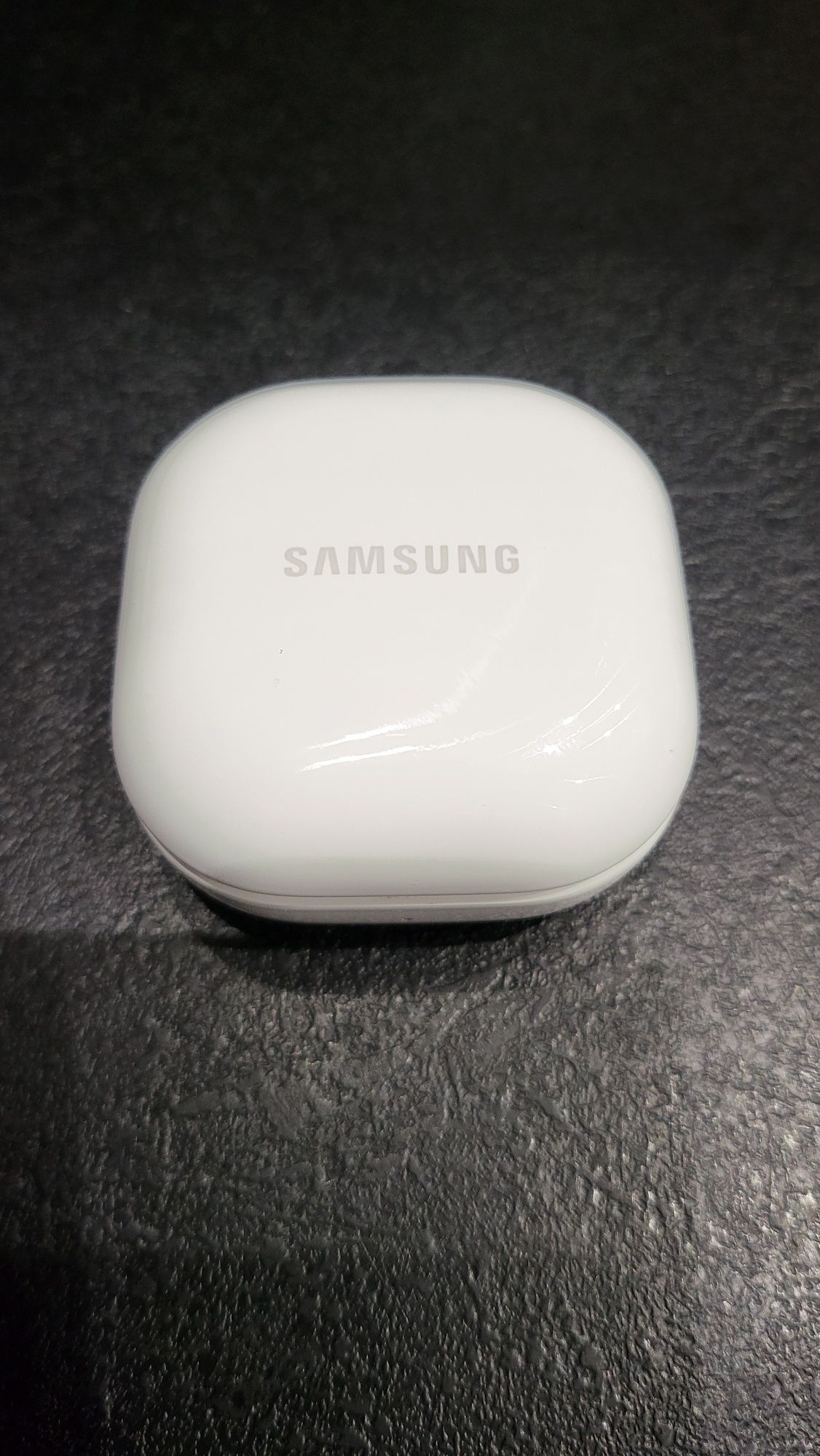Etui ładujące ładowarka Samsung Buds 2 oryginalne sprawne indukcja