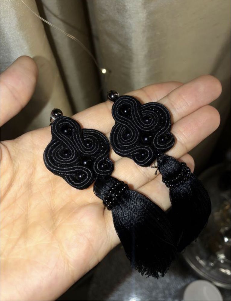 Чорні сережки пензлики кисточки дизайнерські ручної роботи праздничные