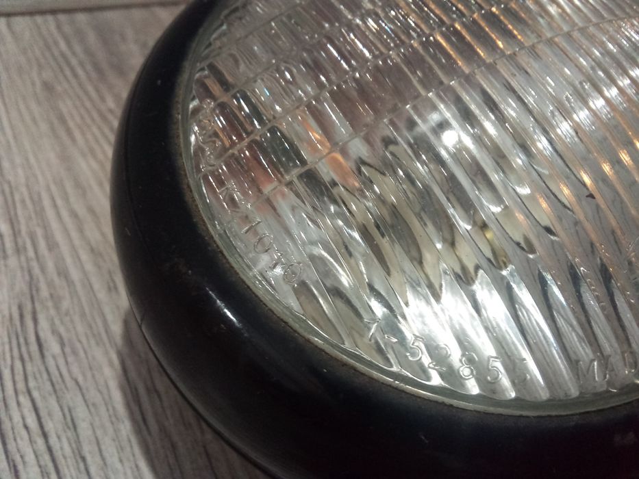 Reflektor lampa Traktor ciągnik HELLA