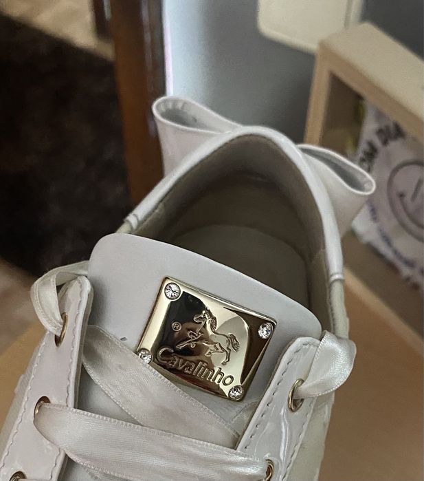 vendo sapatilhas original da Cavalinho