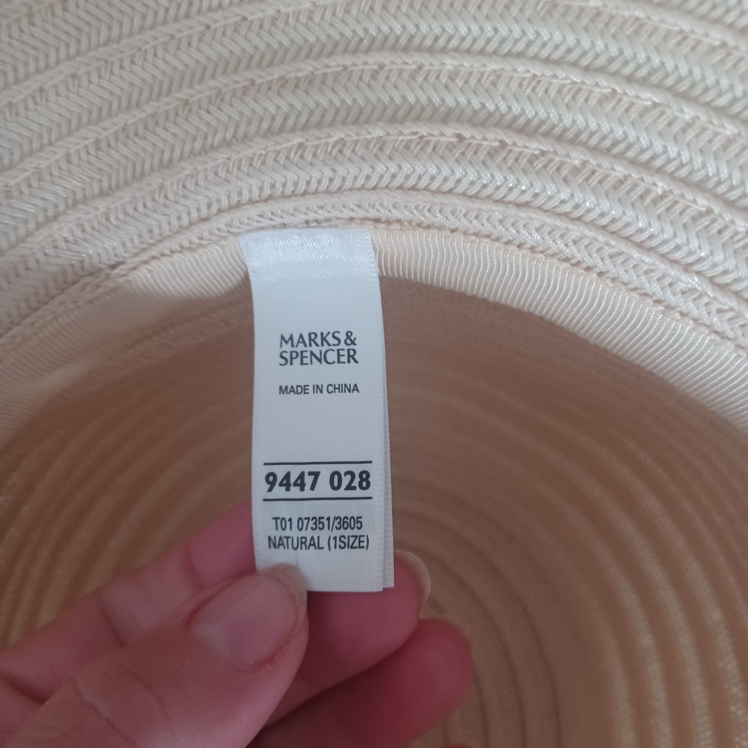 Kapelusz Marks&Spenser jak nowy