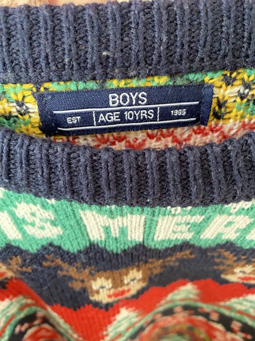 Sweter świąteczny roziar 140 cm