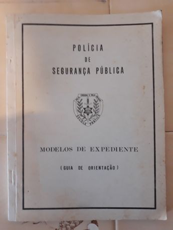 Livros antigos da polícia de segurança pública