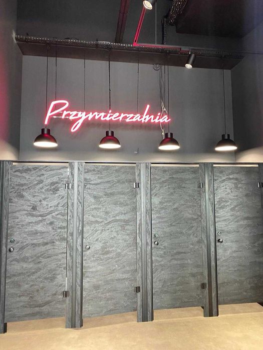 Ledon z napisem Przymierzalnia