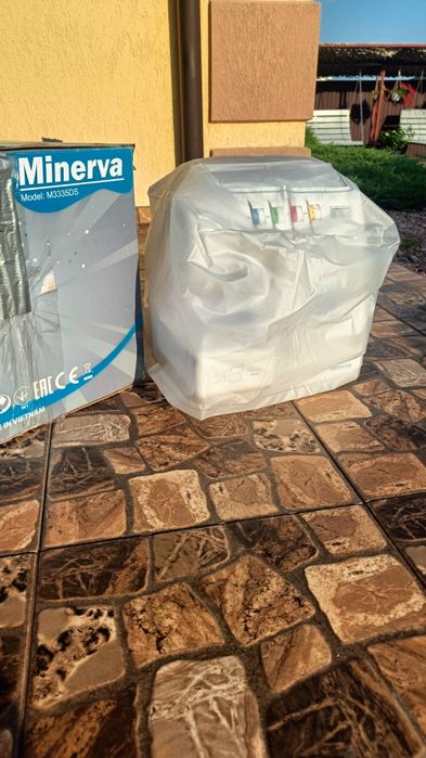 Оверлок, Minerva M3335DS, 2/3/4 нитки, диференціальна подача.