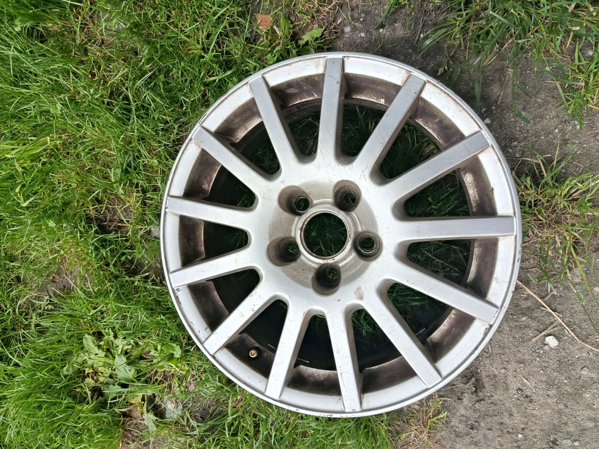 Na sprzedaż felgi Vw 15"