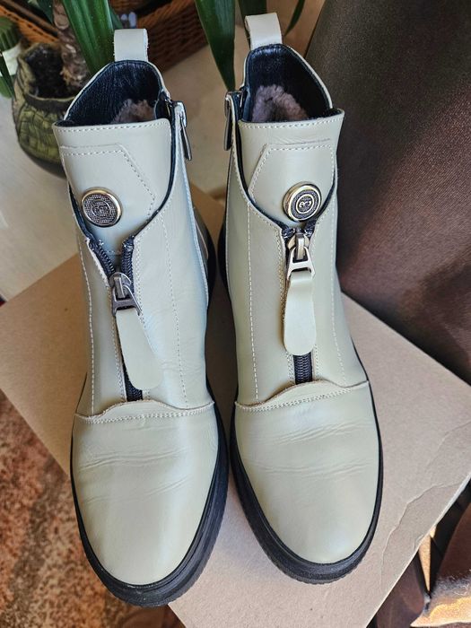 Черевики жіночі шкіряні