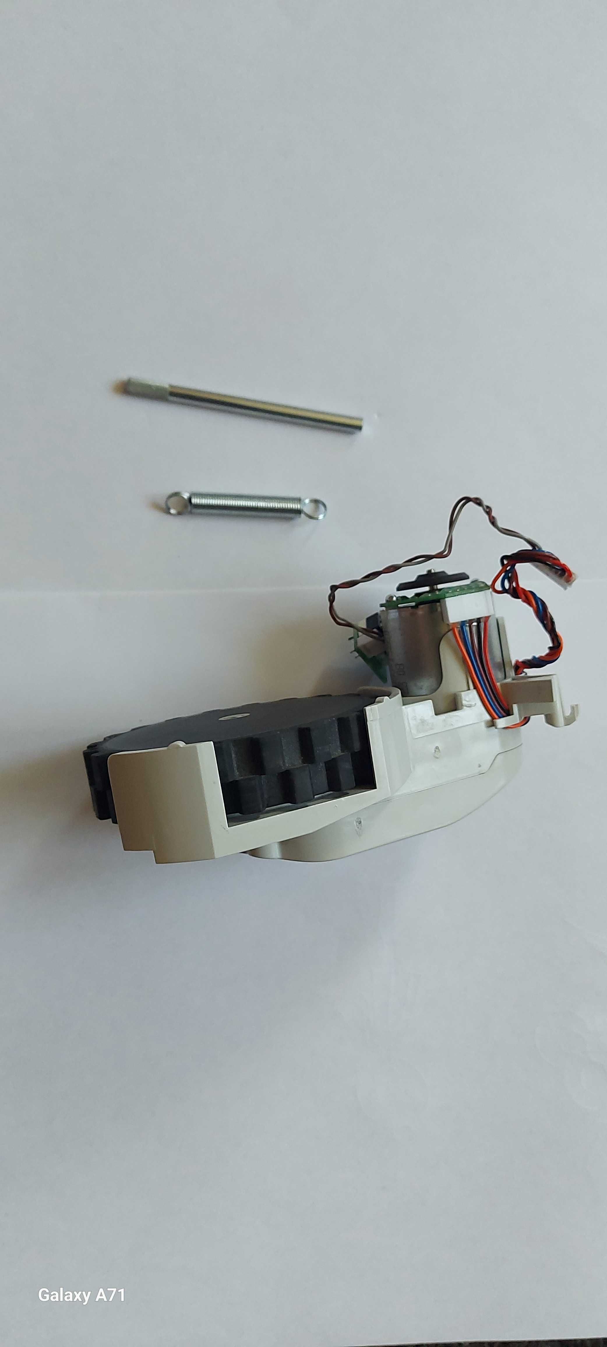 Koło prawe do robota sprzątającego Dreame D10 Plus - RLS3D