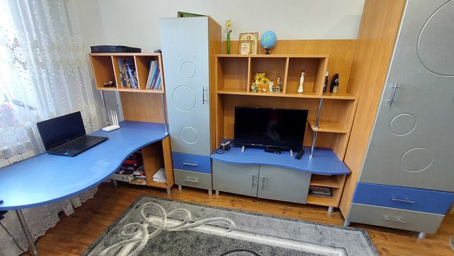 Стіл письмовий меблі дитячі стіл уголок стенка  мебель детская