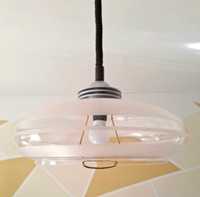 Candeeiro de teto Vintage. Vintage ceiling lamp