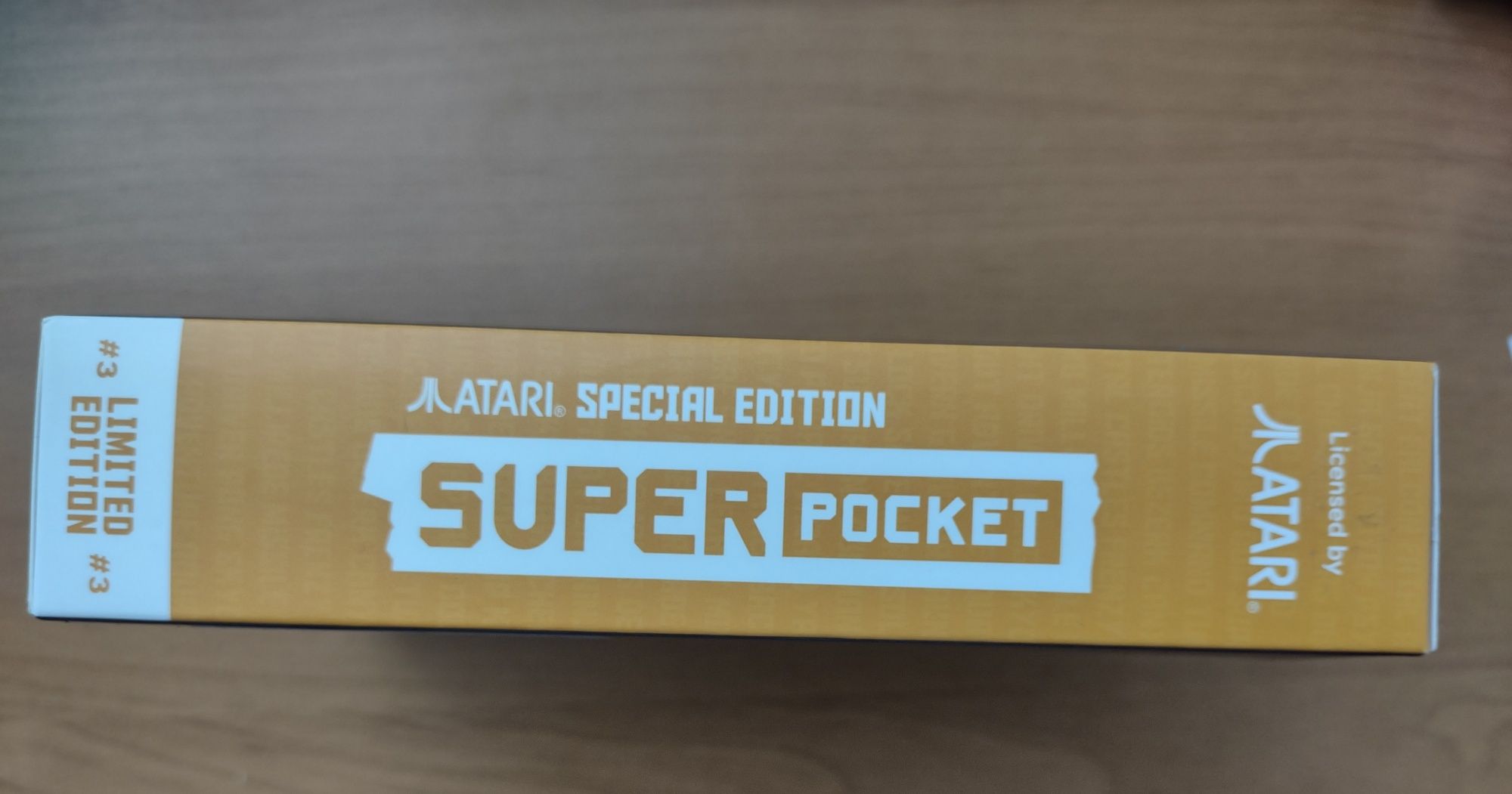 Atari special edition super pocket