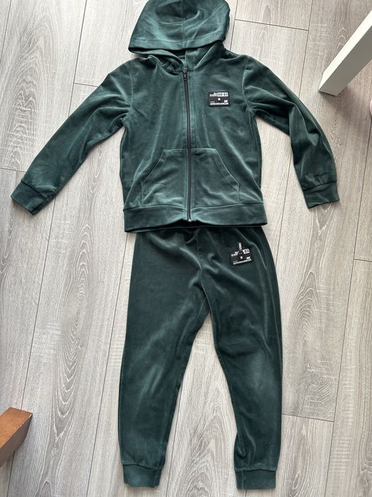 Dres welurowy komplet dla dziewczynki 128-134